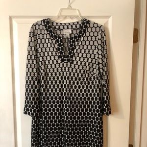 Geometric pattern shift dress